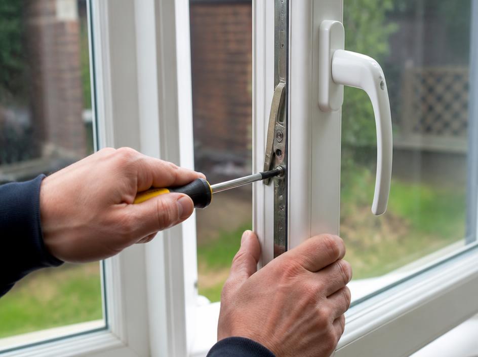 Adjusting a uPVC window hinge and handle mechanism